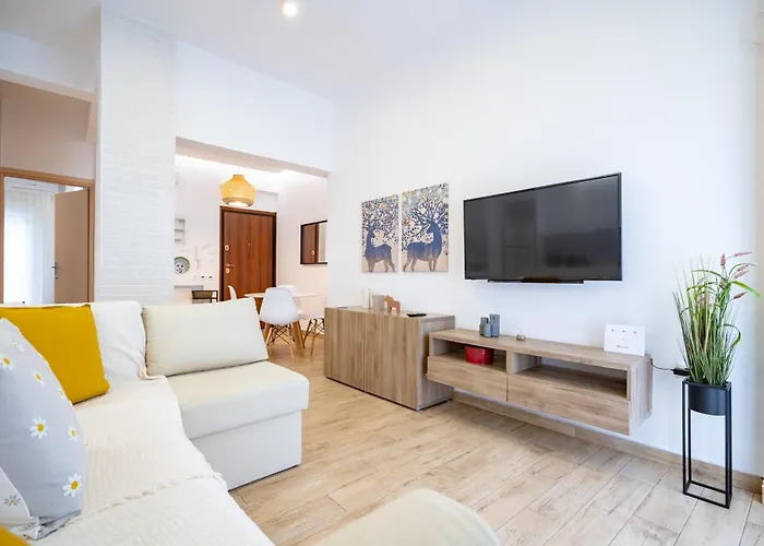 Central Train Station Flat For 4 Persons